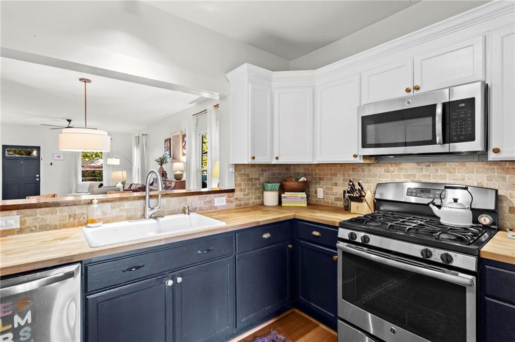 1962 Main Street NW