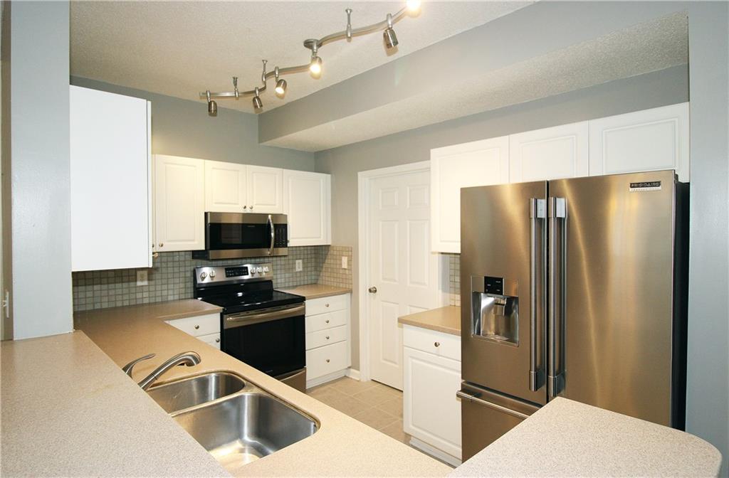 210 Spring Heights Lane SE Unit 2