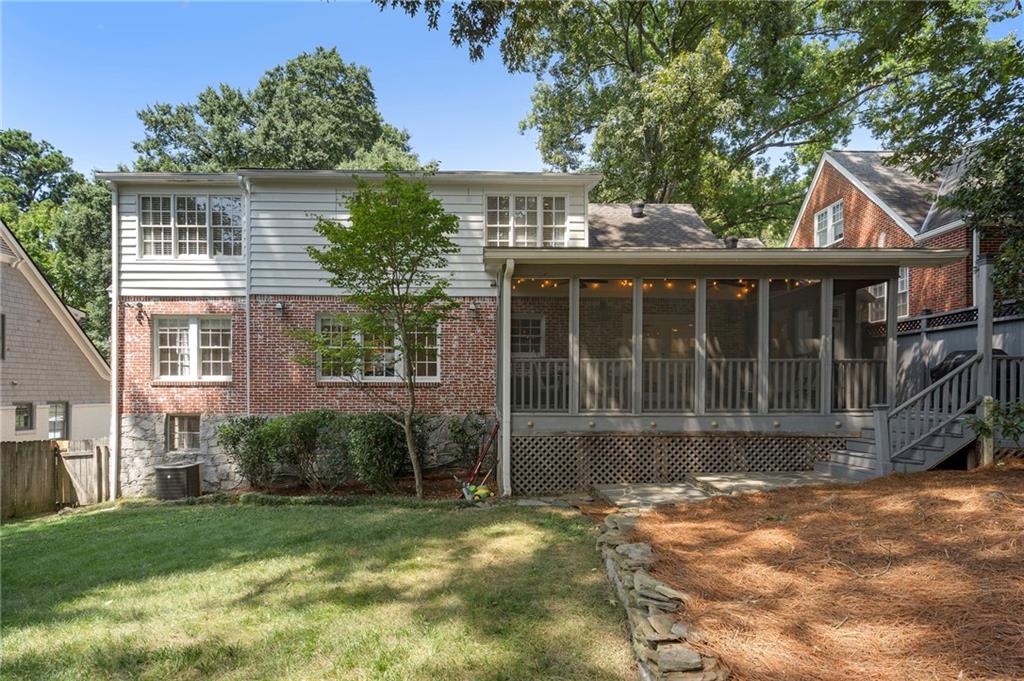 383 E Wesley Road NE