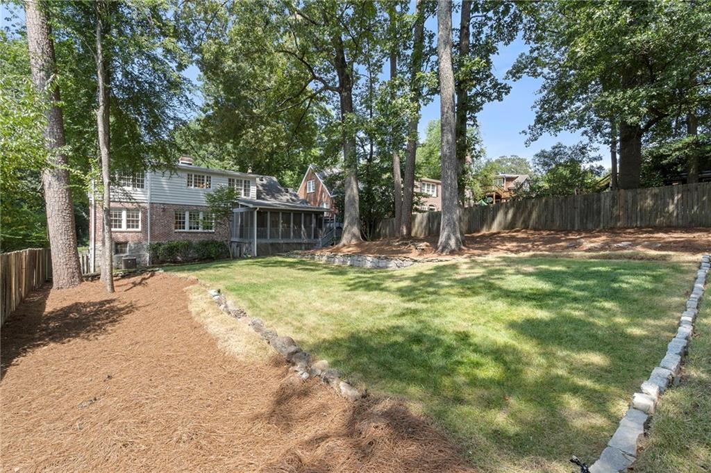 383 E Wesley Road NE