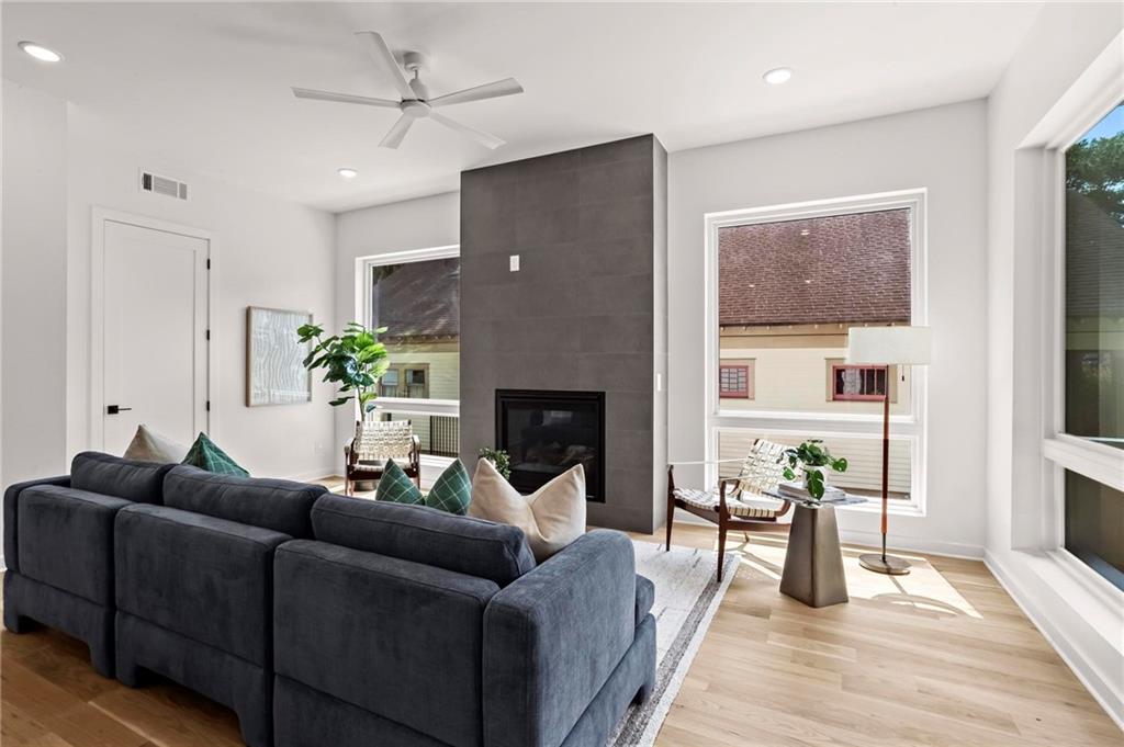 215 Flora Avenue Unit A