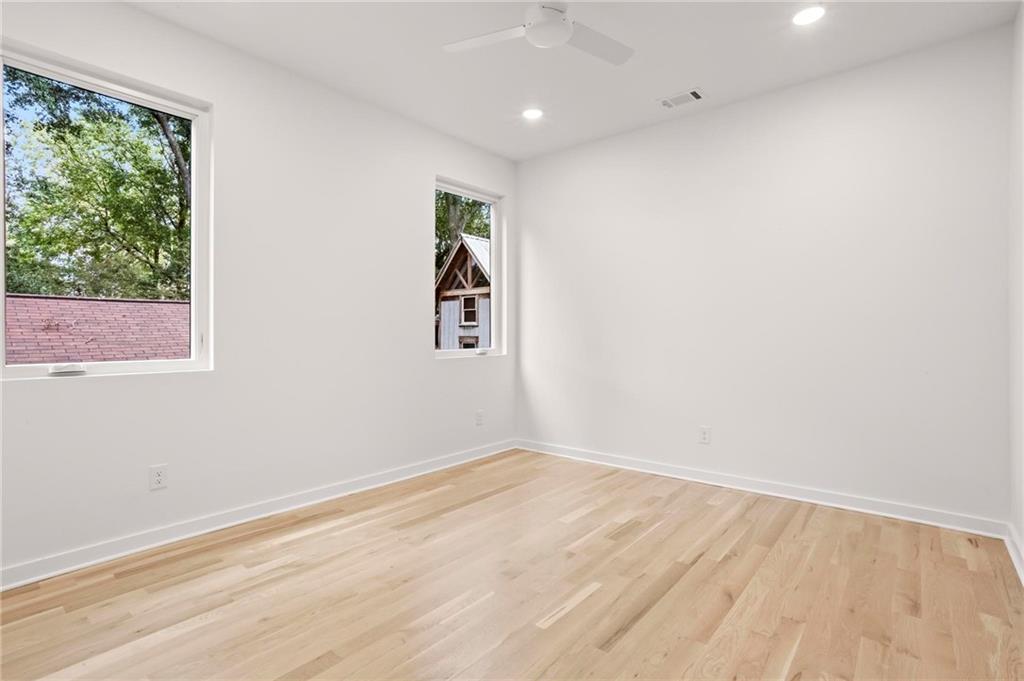 215 Flora Avenue Unit A