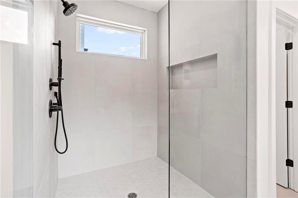 215 Flora Avenue Unit A