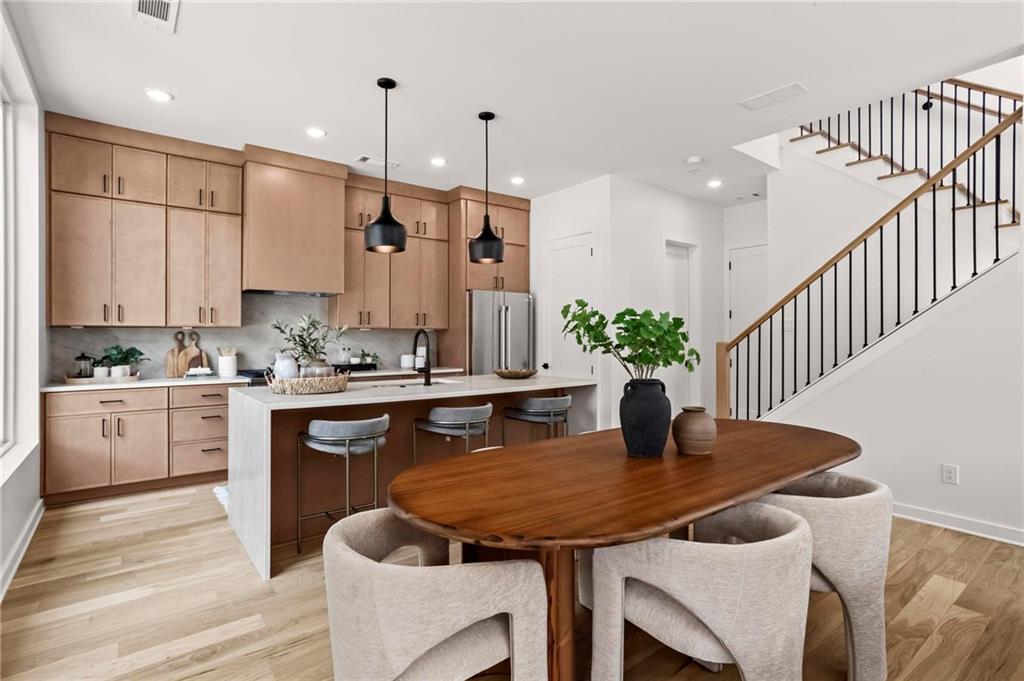 215 Flora Avenue Unit A