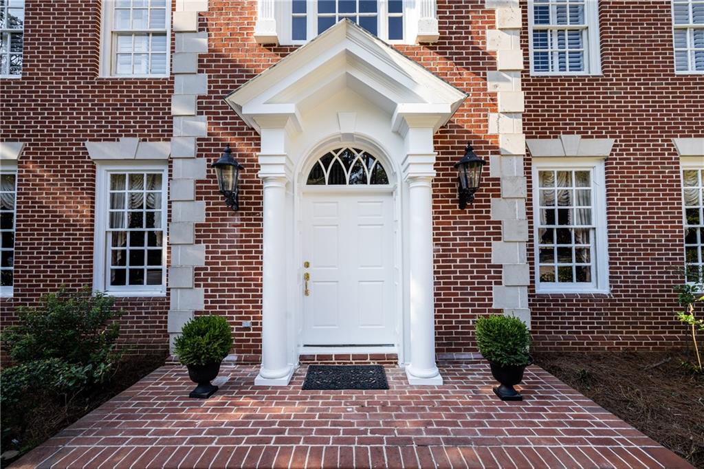 1696 West Wesley Road NW