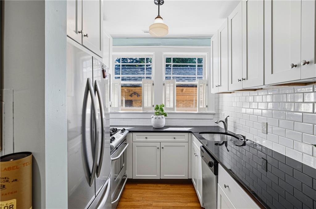 1115 Briarcliff Place NE Unit 6