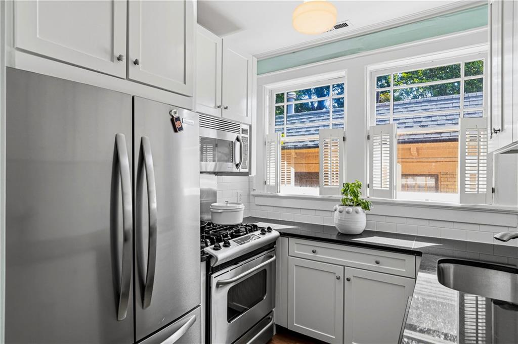 1115 Briarcliff Place NE Unit 6