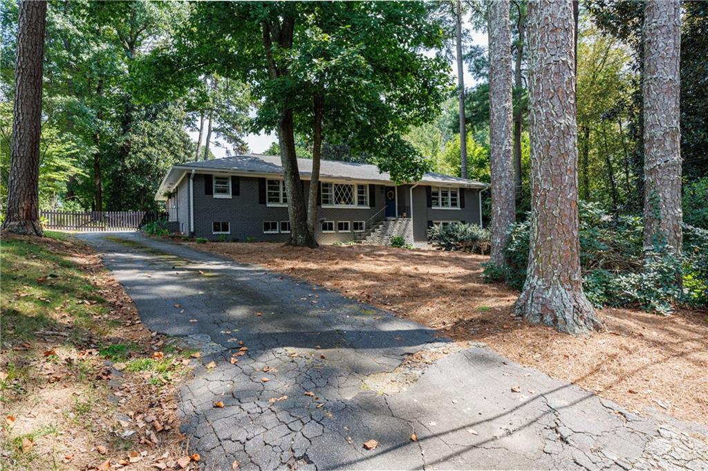 119 Rhodes Drive