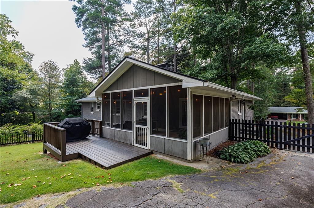119 Rhodes Drive