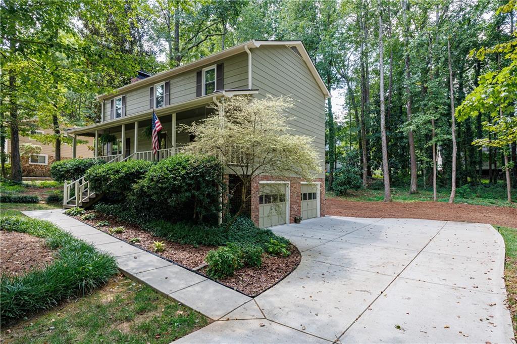 2513 Trent Drive