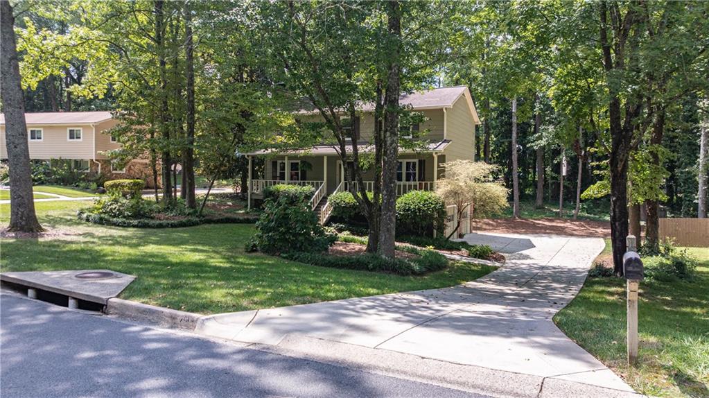 2513 Trent Drive