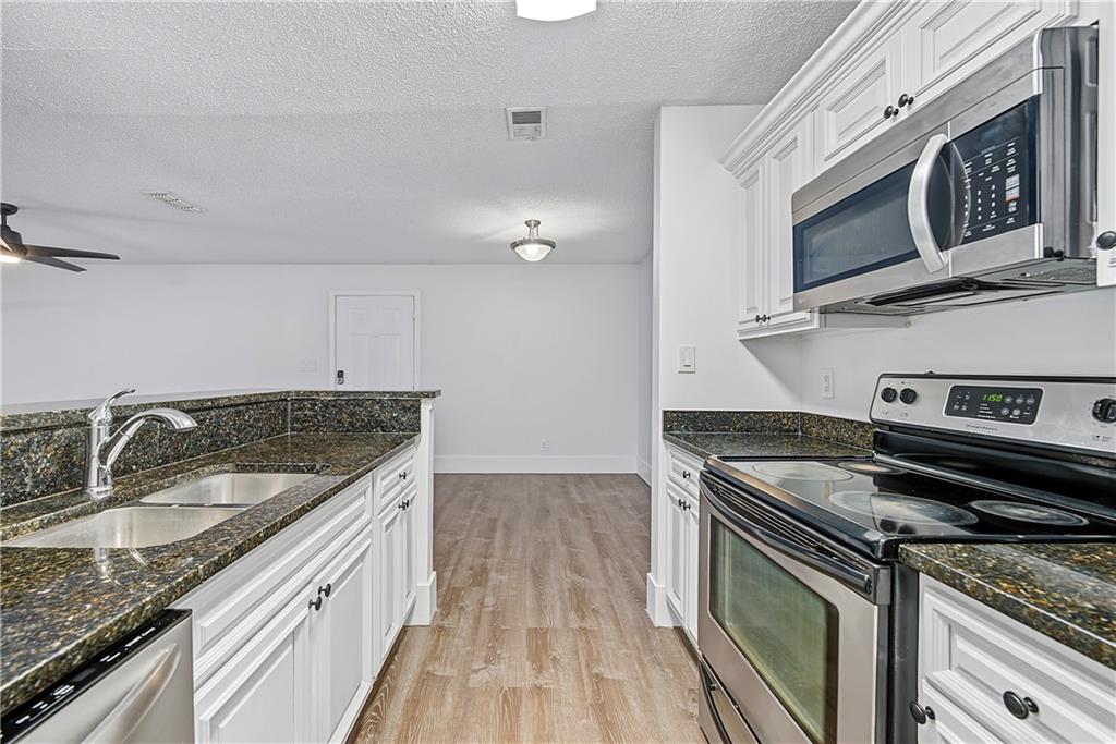 7207 Santa Fe Parkway