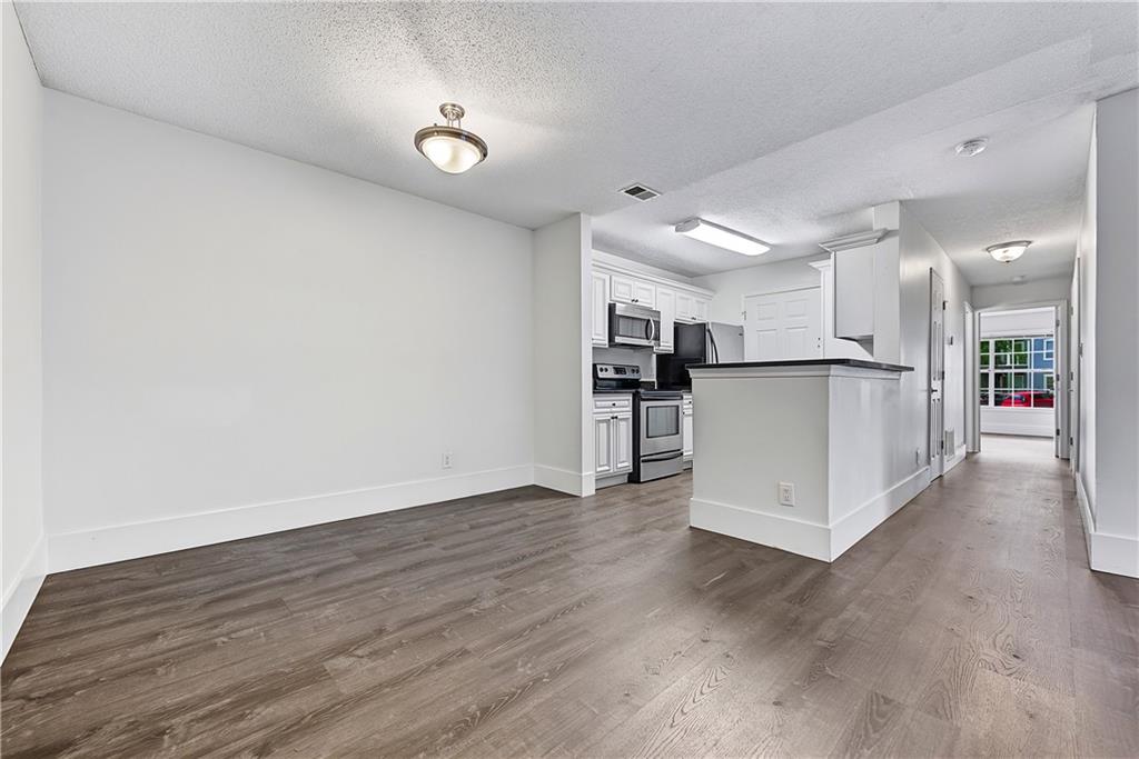 7207 Santa Fe Parkway