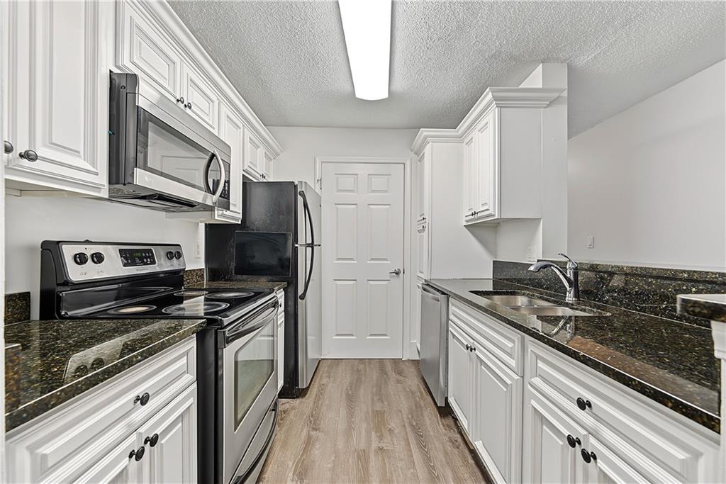 7207 Santa Fe Parkway