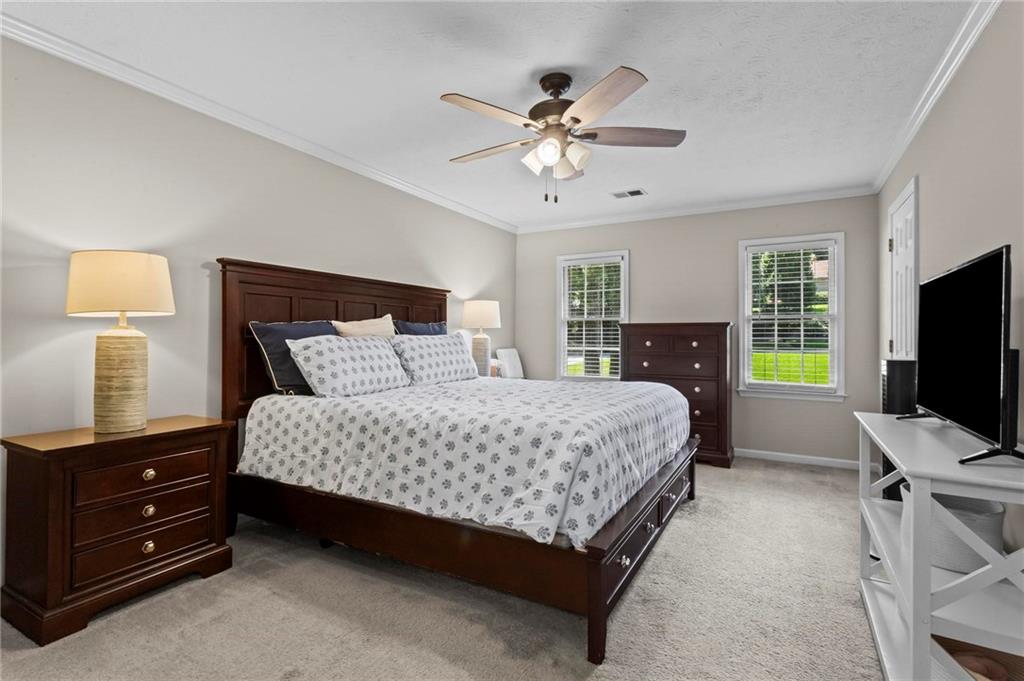 2720 Country Lane
