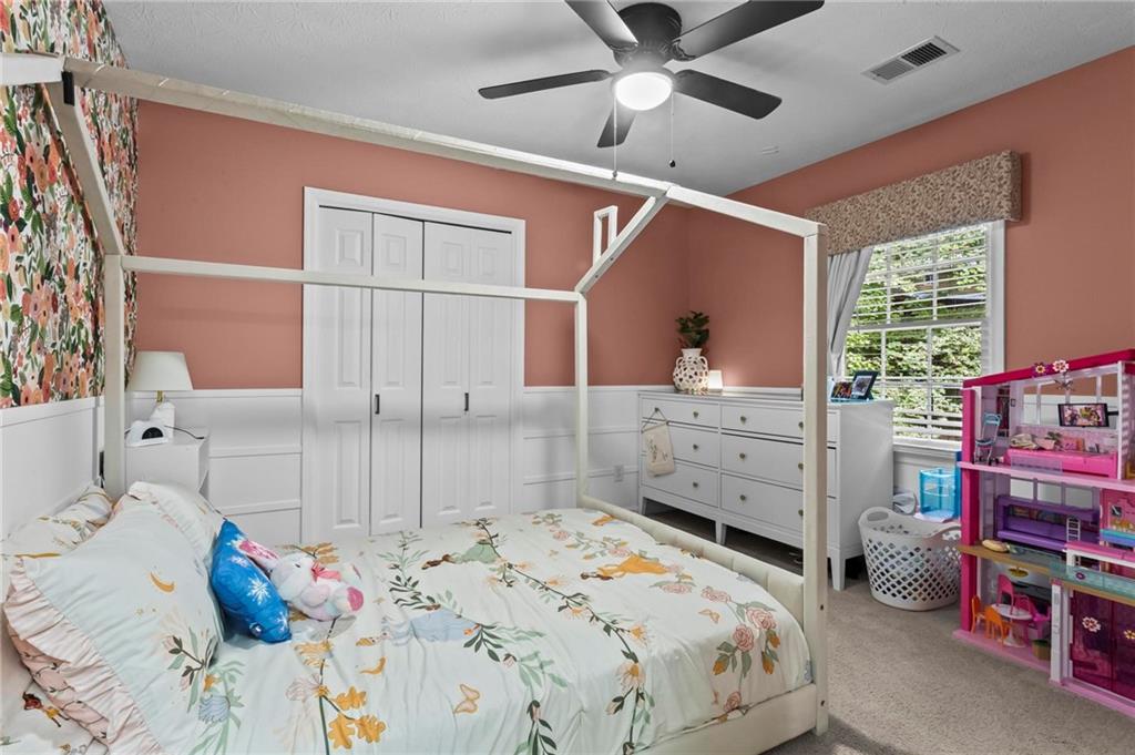 2720 Country Lane