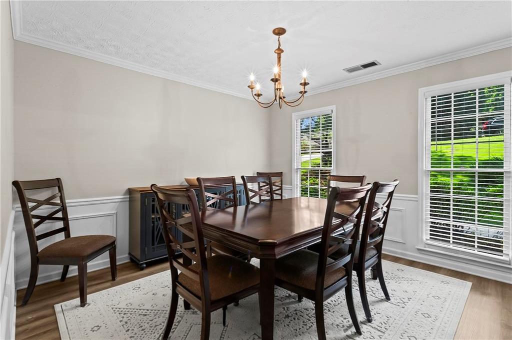 2720 Country Lane