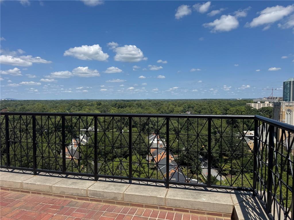 2724 Peachtree Road NW Unit Upper Penthouse