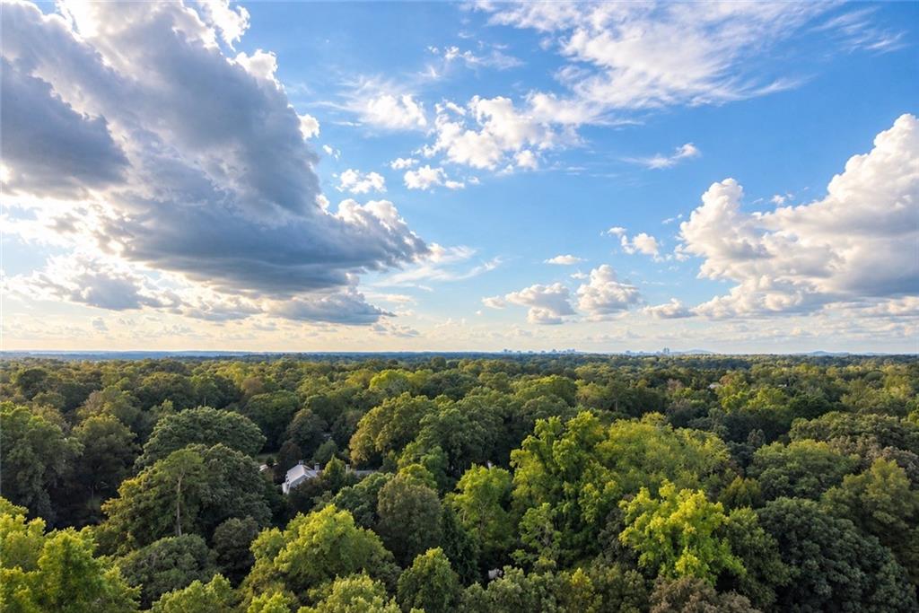 2724 Peachtree Road NW Unit Upper Penthouse
