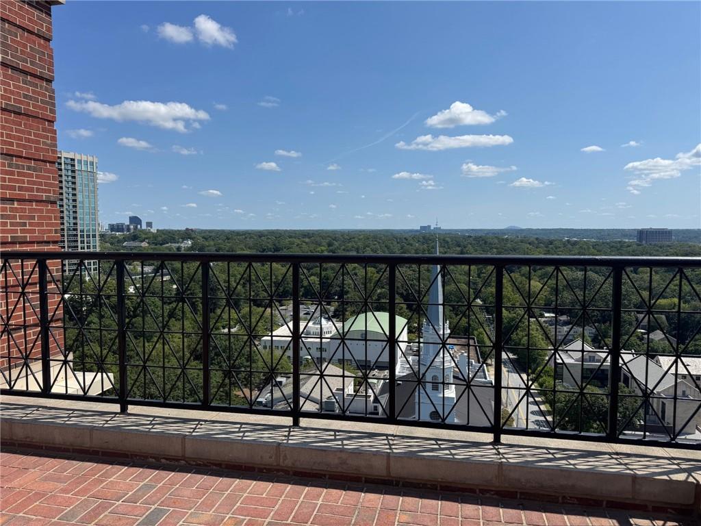 2724 Peachtree Road NW Unit Upper Penthouse