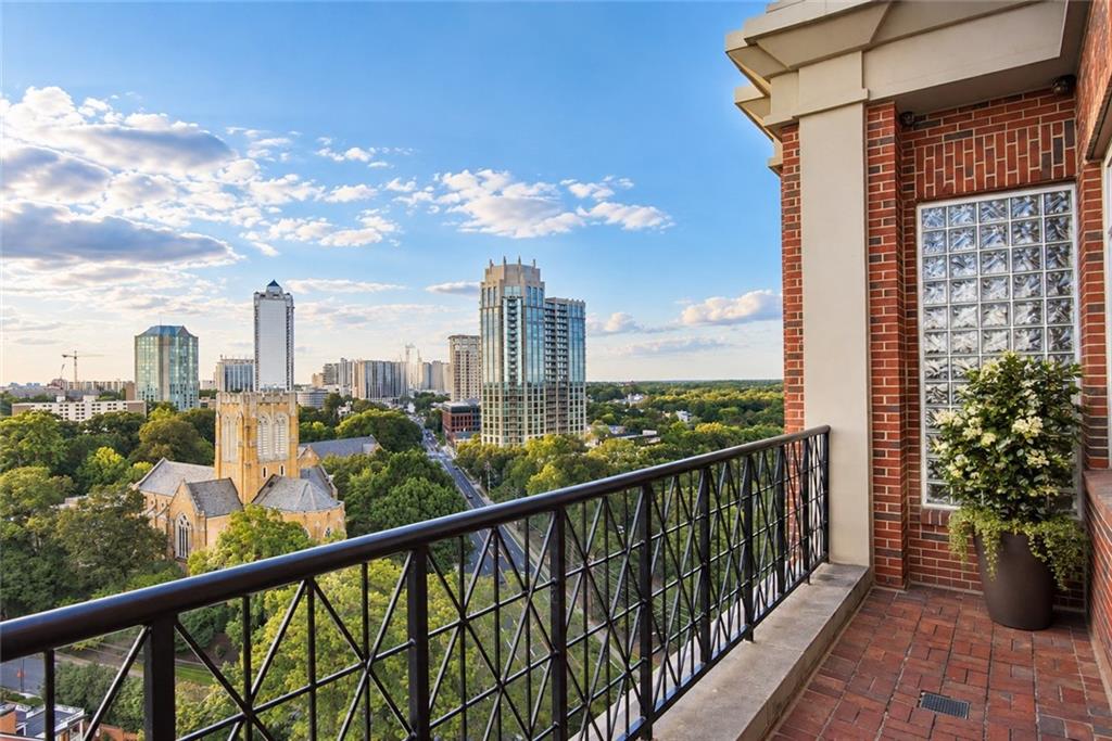 2724 Peachtree Road NW Unit Upper Penthouse