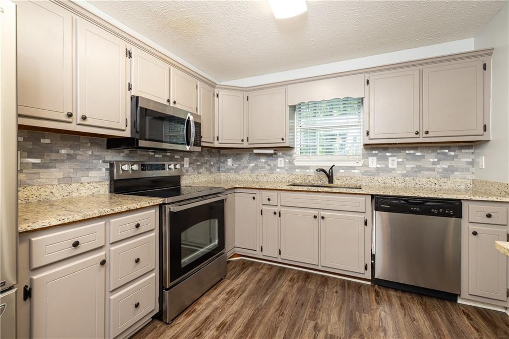 4542 Trellis Way