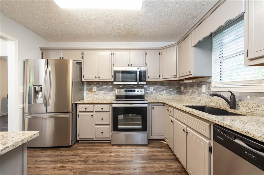 4542 Trellis Way
