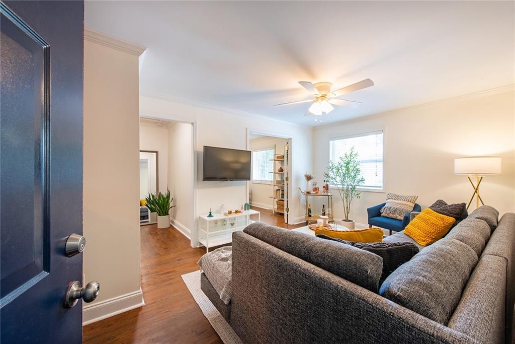 1067 Alta Avenue NE Unit 20