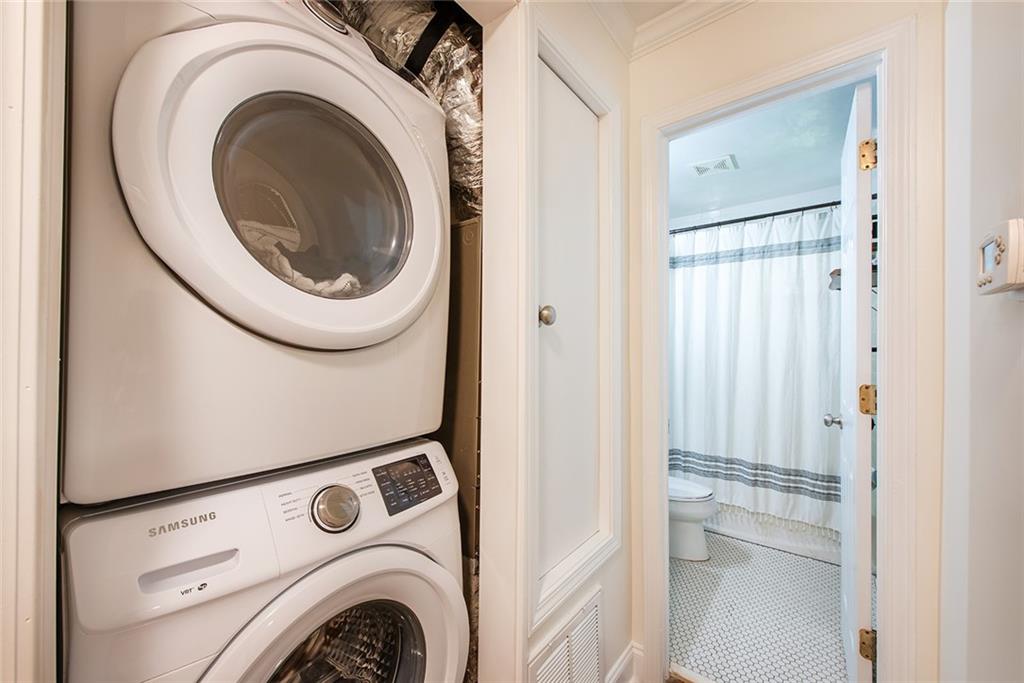 1067 Alta Avenue NE Unit 20