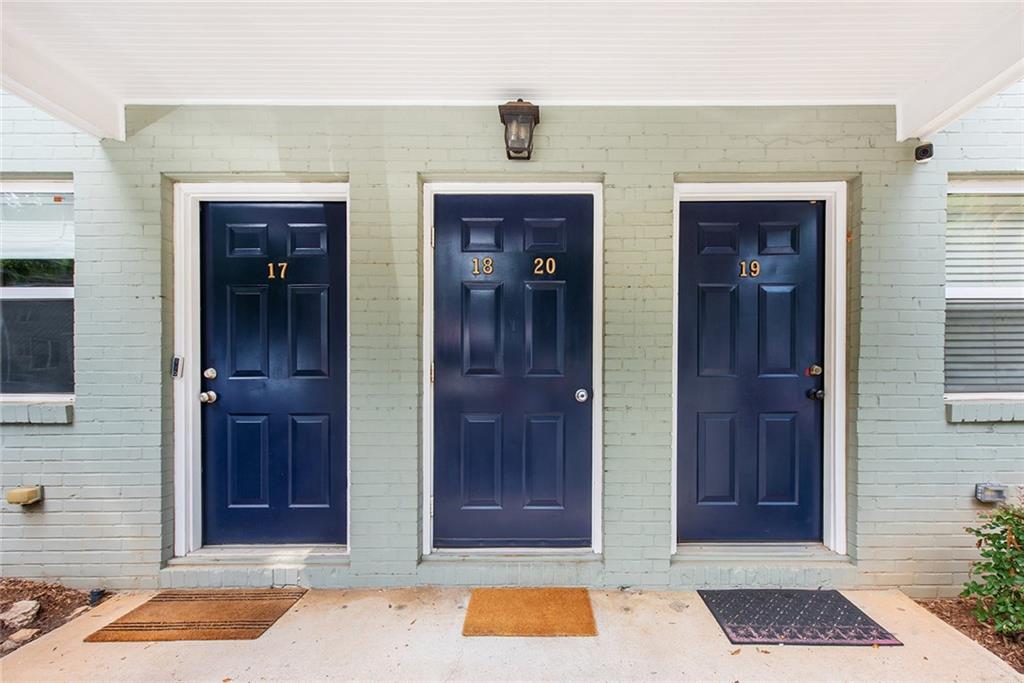 1067 Alta Avenue NE Unit 20