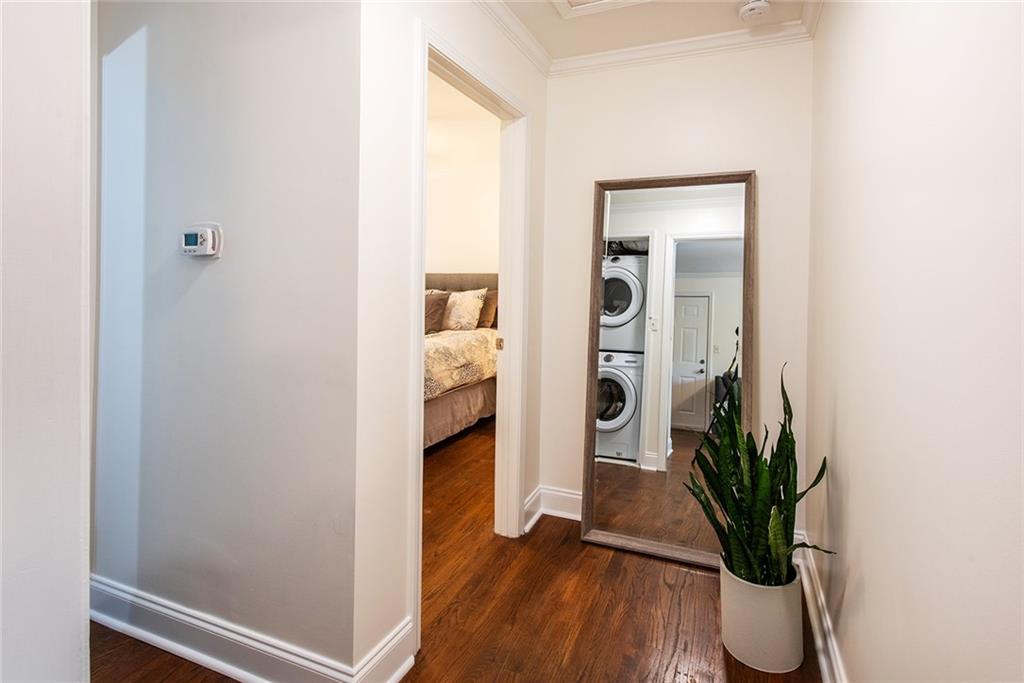 1067 Alta Avenue NE Unit 20