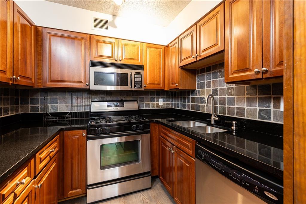 2479 Peachtree Road NE Unit 1706