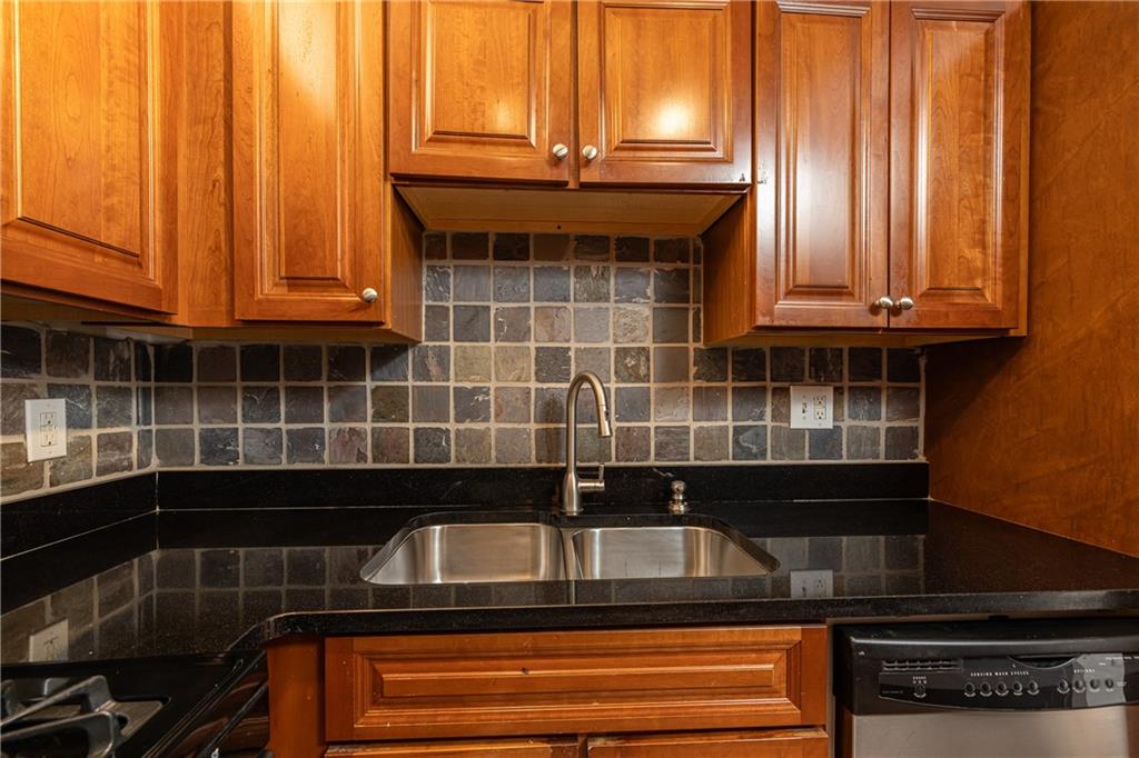 2479 Peachtree Road NE Unit 1706