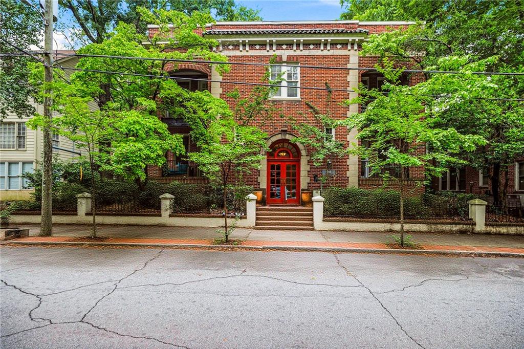 741 Frederica Street NE Unit 14