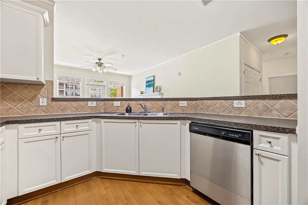 3150 Woodwalk Drive SE Unit 3206