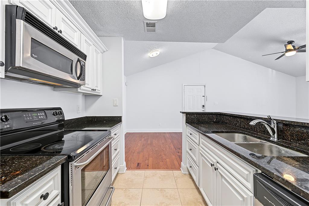 6301 Santa Fe Parkway