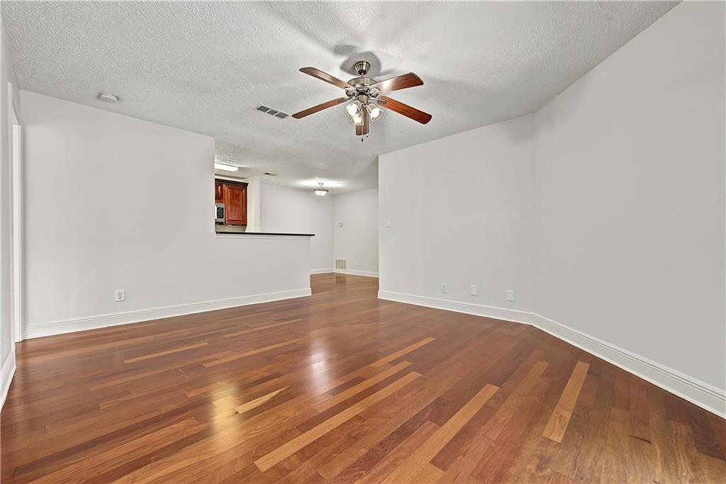 3201 Santa Fe Parkway