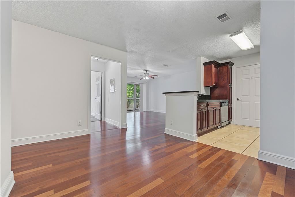 3201 Santa Fe Parkway