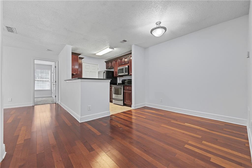 3201 Santa Fe Parkway