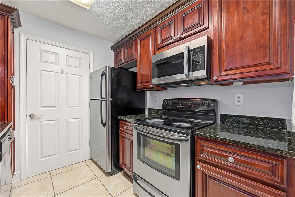 3201 Santa Fe Parkway