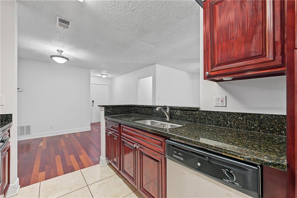 3201 Santa Fe Parkway