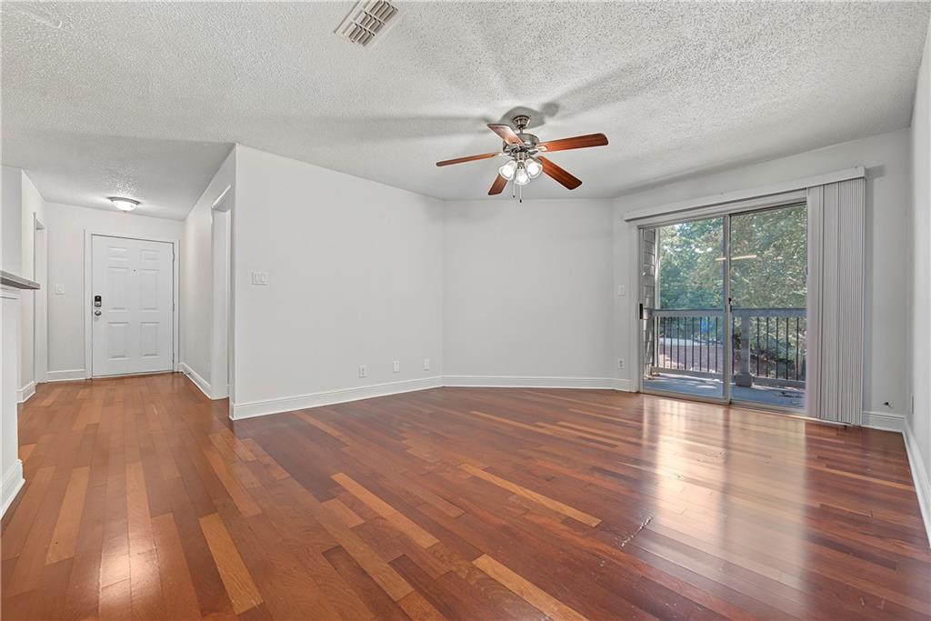 3201 Santa Fe Parkway