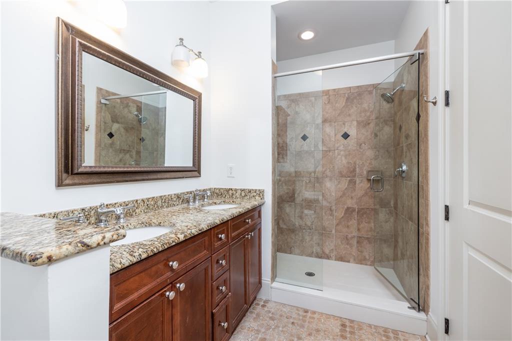 3635 E Paces Circle NE Unit 1418