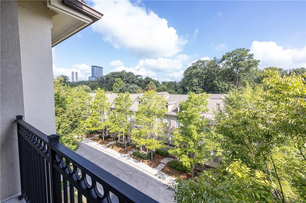 3635 E Paces Circle NE Unit 1418