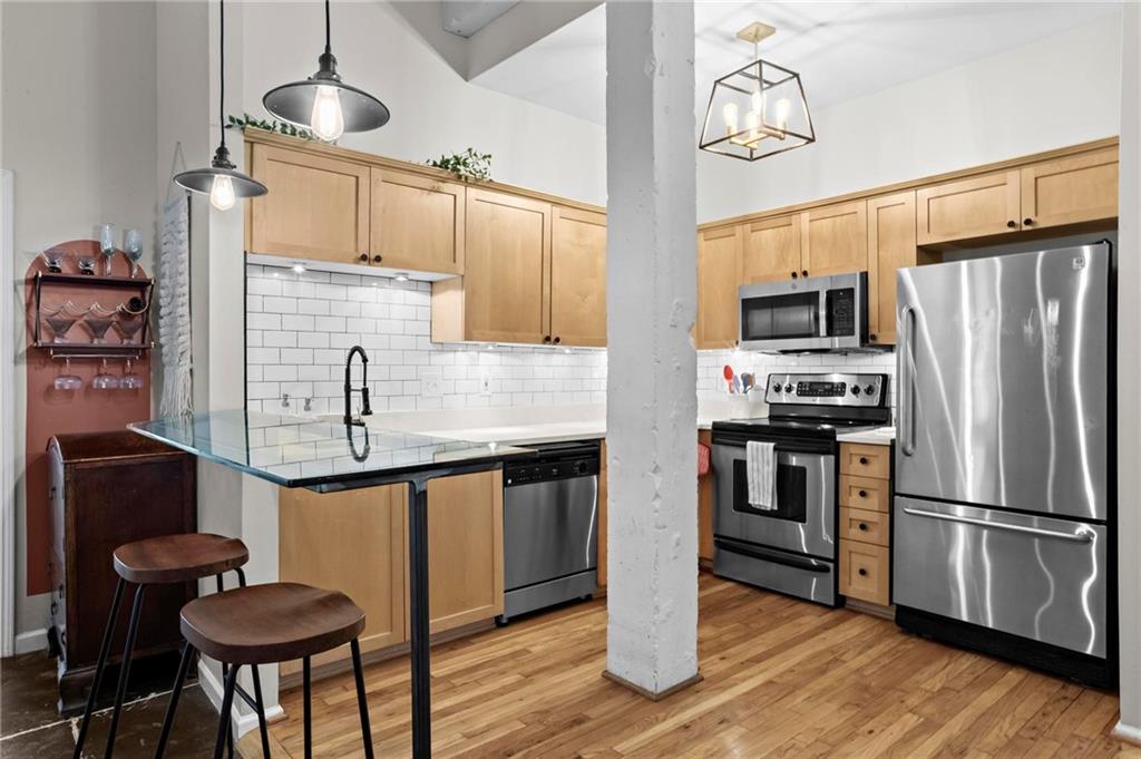 1026 Saint Charles Avenue NE Unit 11