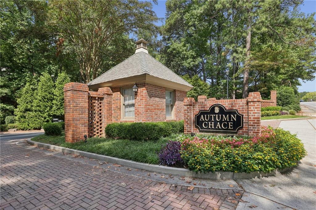 437 The North Chace