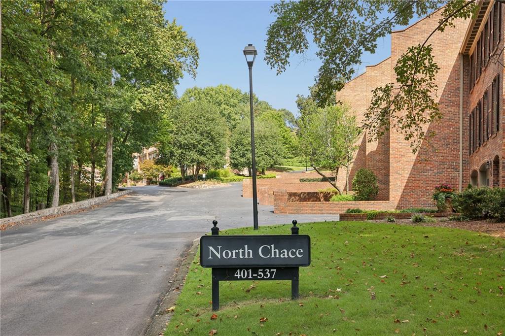 437 The North Chace