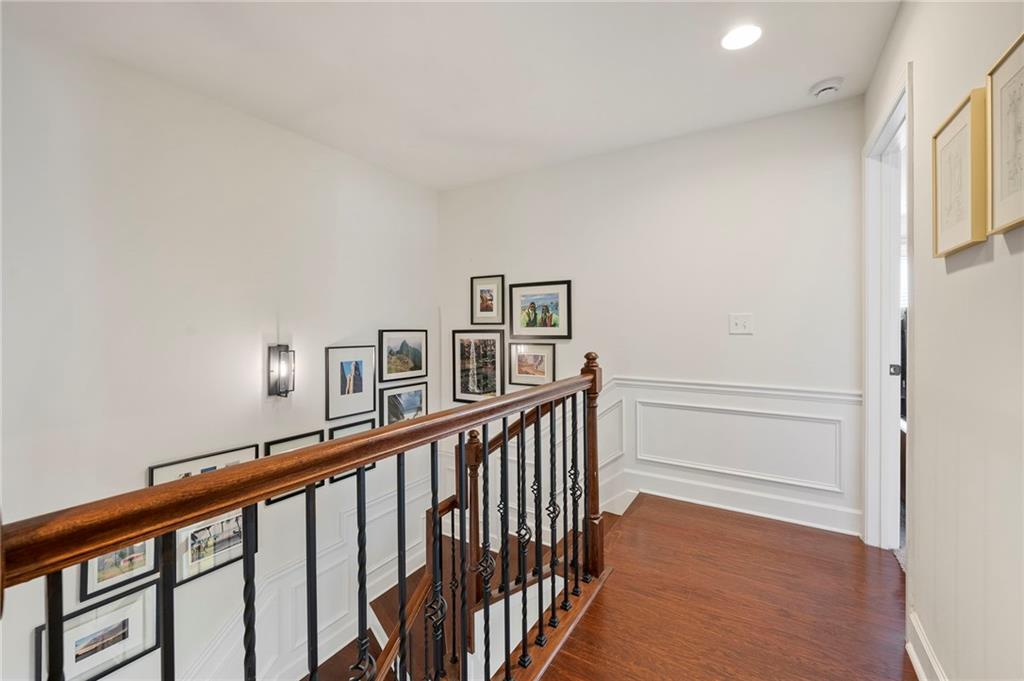 3260 Ferncliff Lane