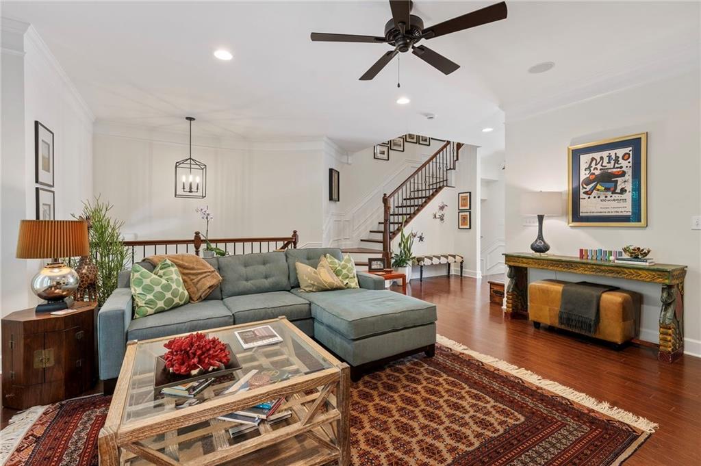 3260 Ferncliff Lane