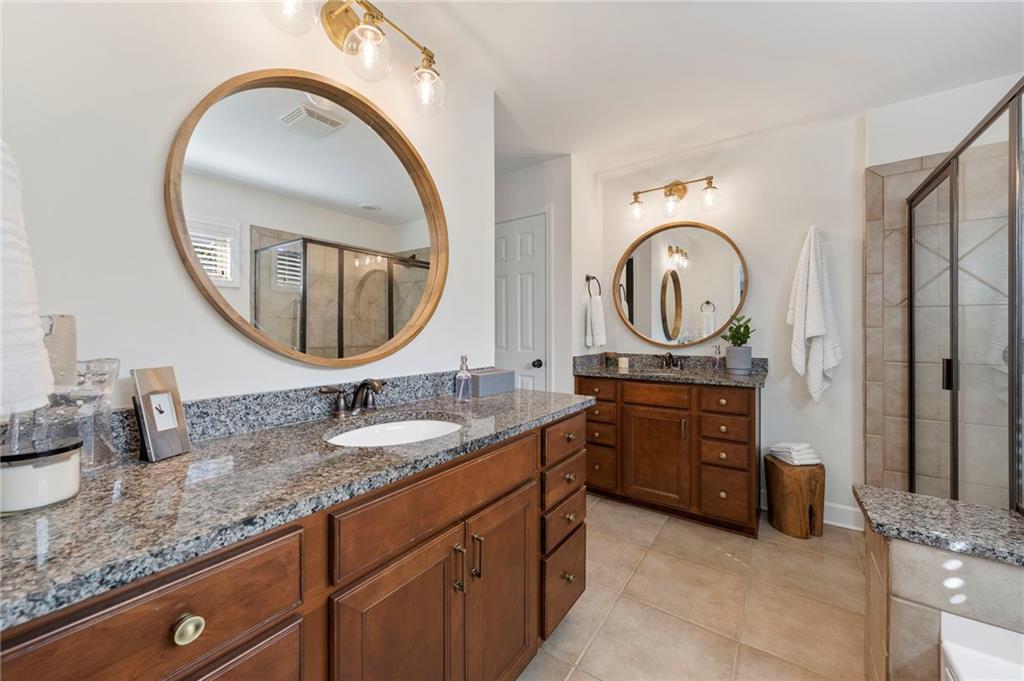 3260 Ferncliff Lane